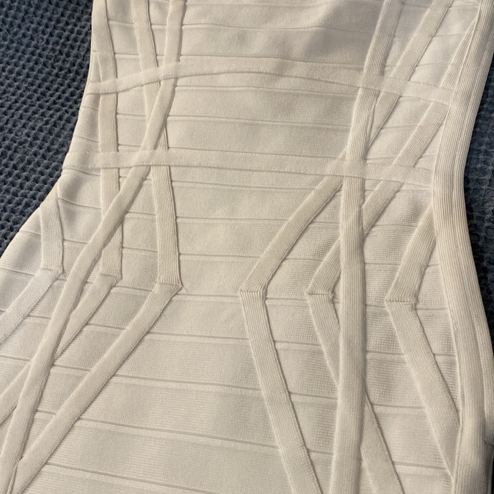 Women’s dress - Picture 6 of 11